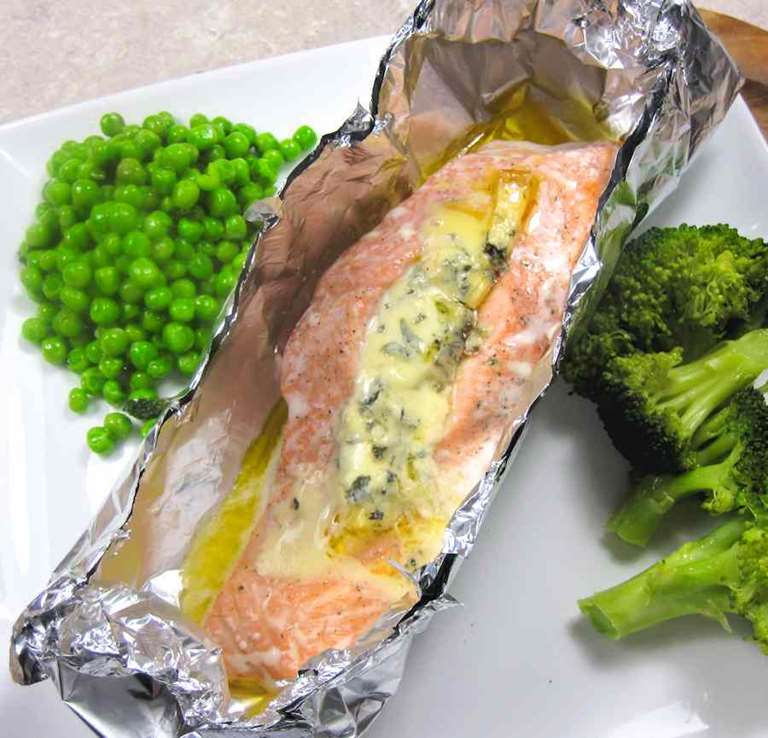 Salmon With Blue Cheese En Papillote Recipe Cuisine Fiend